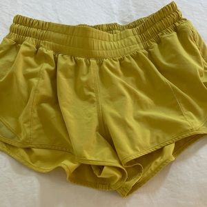 Lululemon Hotty Hot Shorts! Size 6!